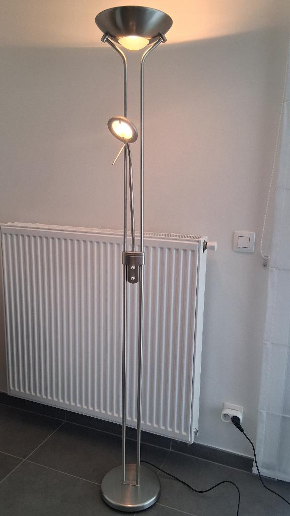 Vloerlamp, Huis en Inrichting, Lampen | Vloerlampen, Ophalen, Zo goed als nieuw, Metaal