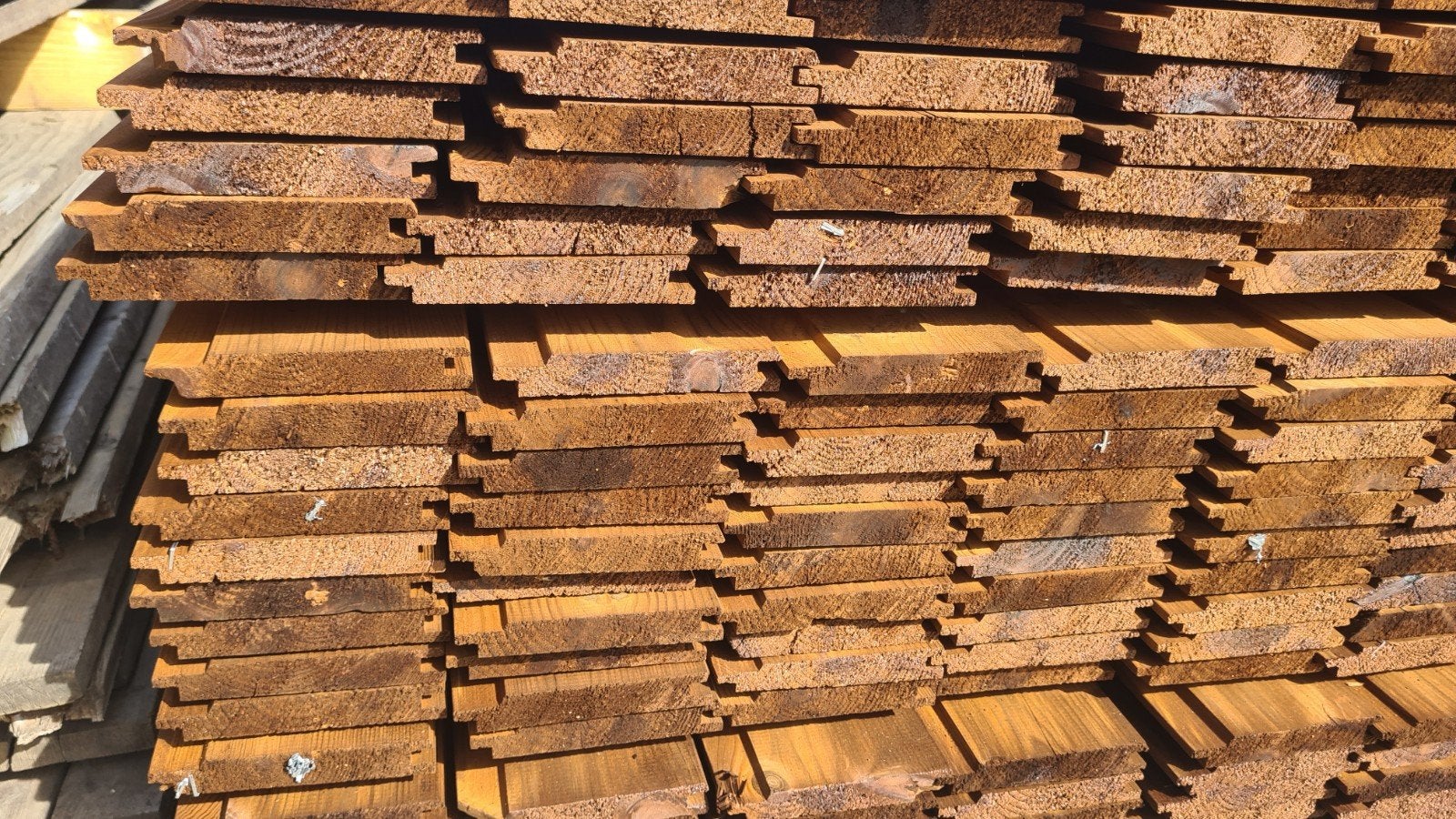 ThermoWood gevelprofiel – B-keuze – €20,99/m², Enlèvement ou Envoi