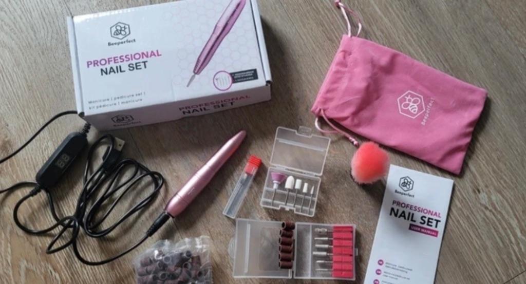 Elektronische nagelvijl, Elektronische apparatuur, Ophalen of Verzenden, Zo goed als nieuw, Hand- en Voetverzorging