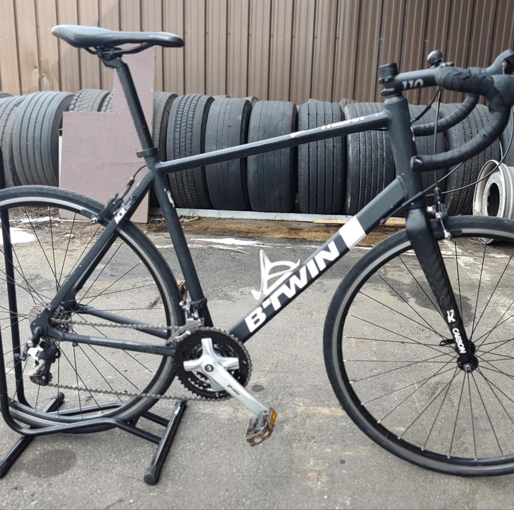 Racefiets triban 500 2022 maat xl, Fietsen en Brommers, Fietsen | Racefietsen, Ophalen of Verzenden, Aluminium