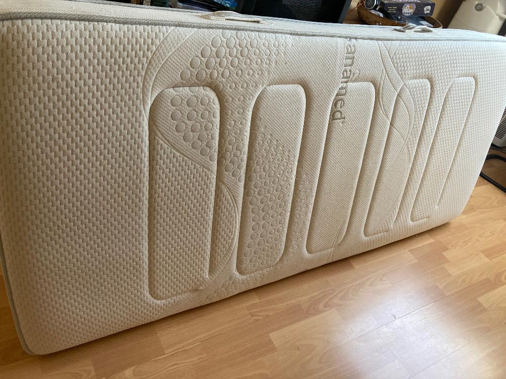 Sanamed matras, Huis en Inrichting, Slaapkamer | Matrassen en Bedbodems, Ophalen, 90 cm, Eenpersoons, Zo goed als nieuw