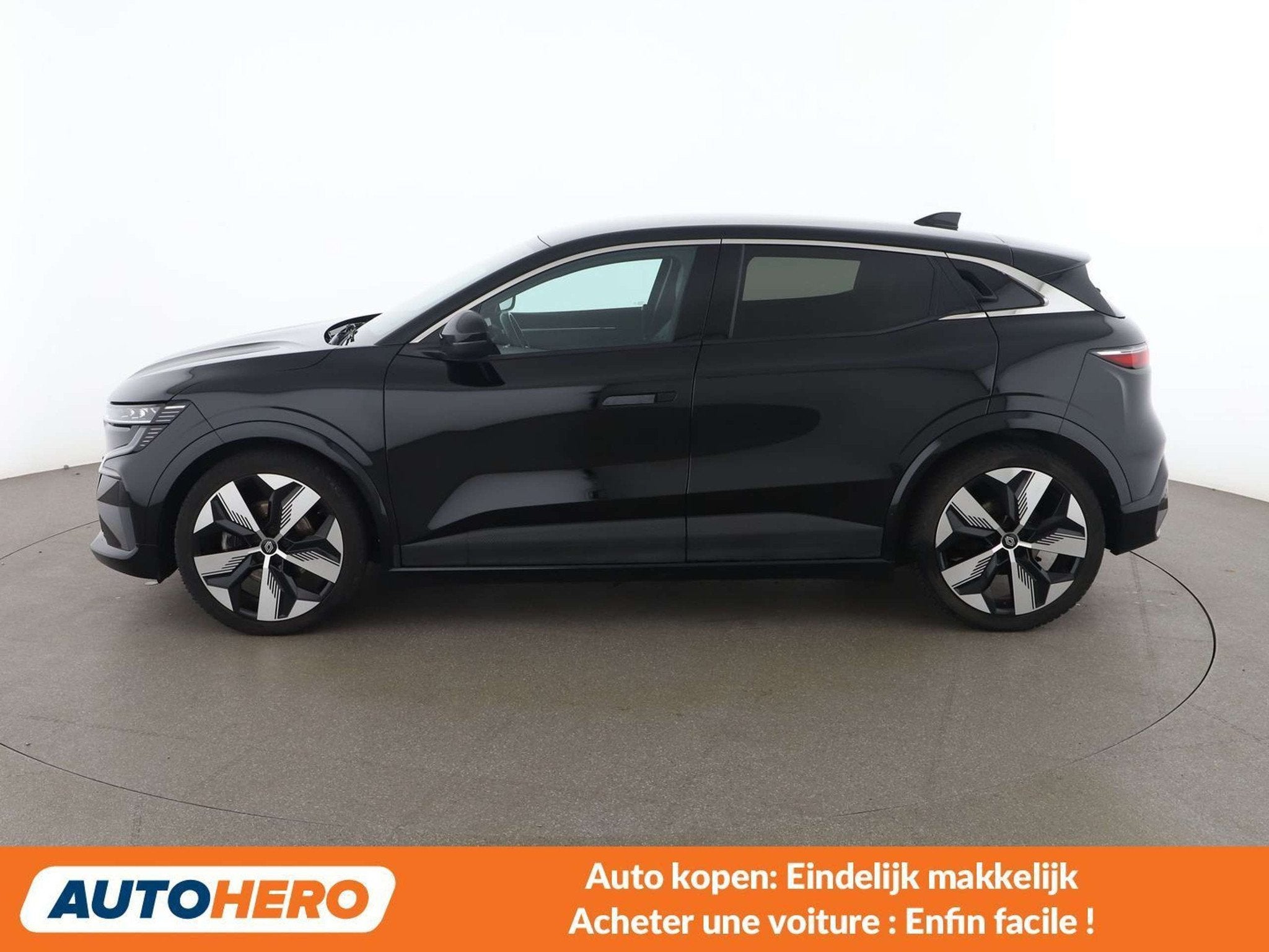 Renault Mégane E-Tech electric drive 96 kW Techno, Gebruikt, 1670 kg, Zwart, 131 pk
