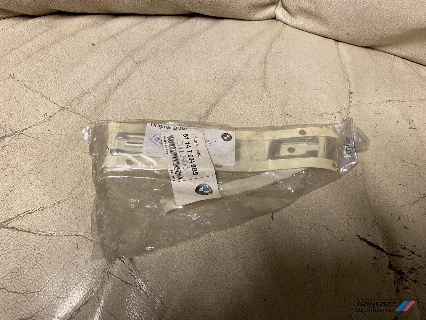 Bmw E46 318 ci logo oem nos cabrio coupe 51147004685 3serie, -, Utilisé, -, Enlèvement ou Envoi