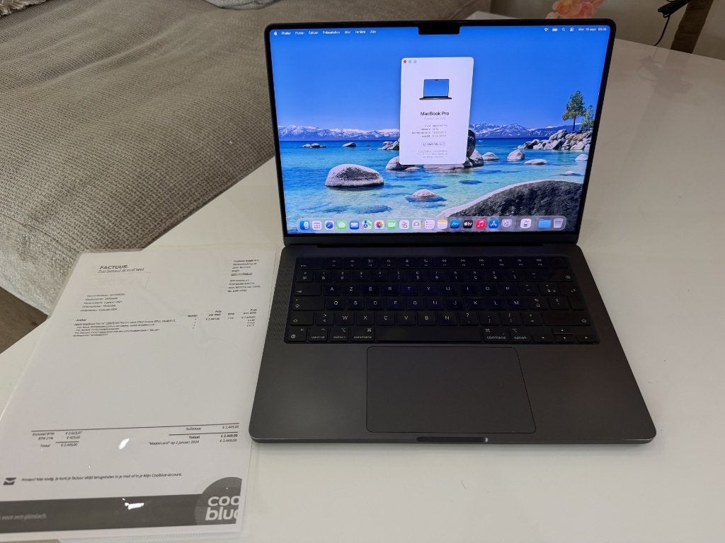 Macbook Pro 14 (M3 Pro / 18 Go RAM / 500 Go SSD), Zo goed als nieuw, Azerty, 16 GB, Ophalen