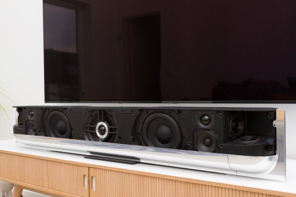 Bang & Olufsen Beosound Theatre 55 Alu/stof Dolby Atmos  B&O, Audio, Tv en Foto, Ophalen, Info@bang-olufsen.dk, Zo goed als nieuw