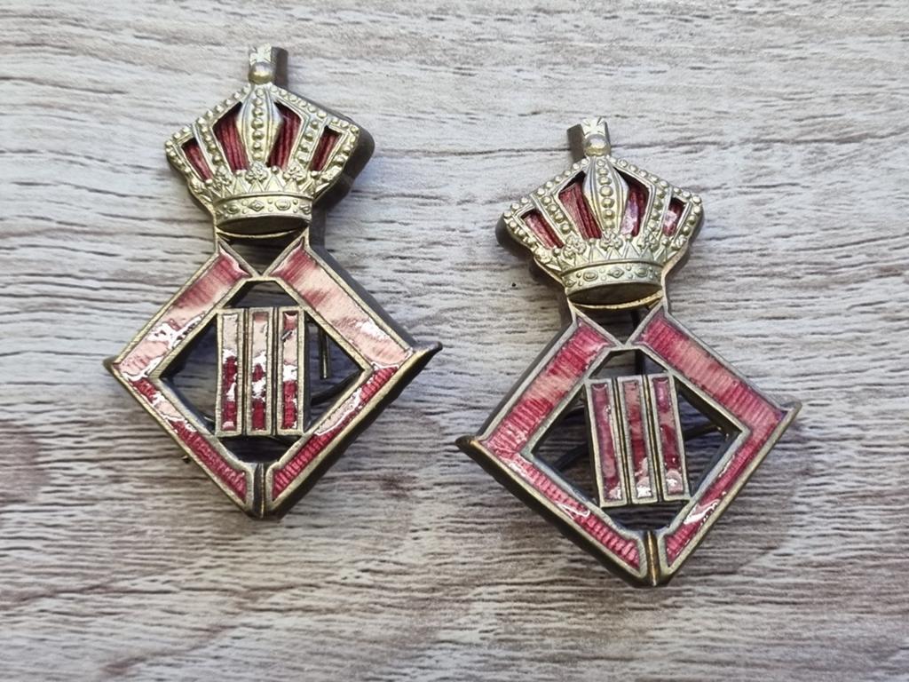ABBL 1940 - LIII monogram insignes epauletten, Ophalen of Verzenden, Landmacht, Embleem of Badge