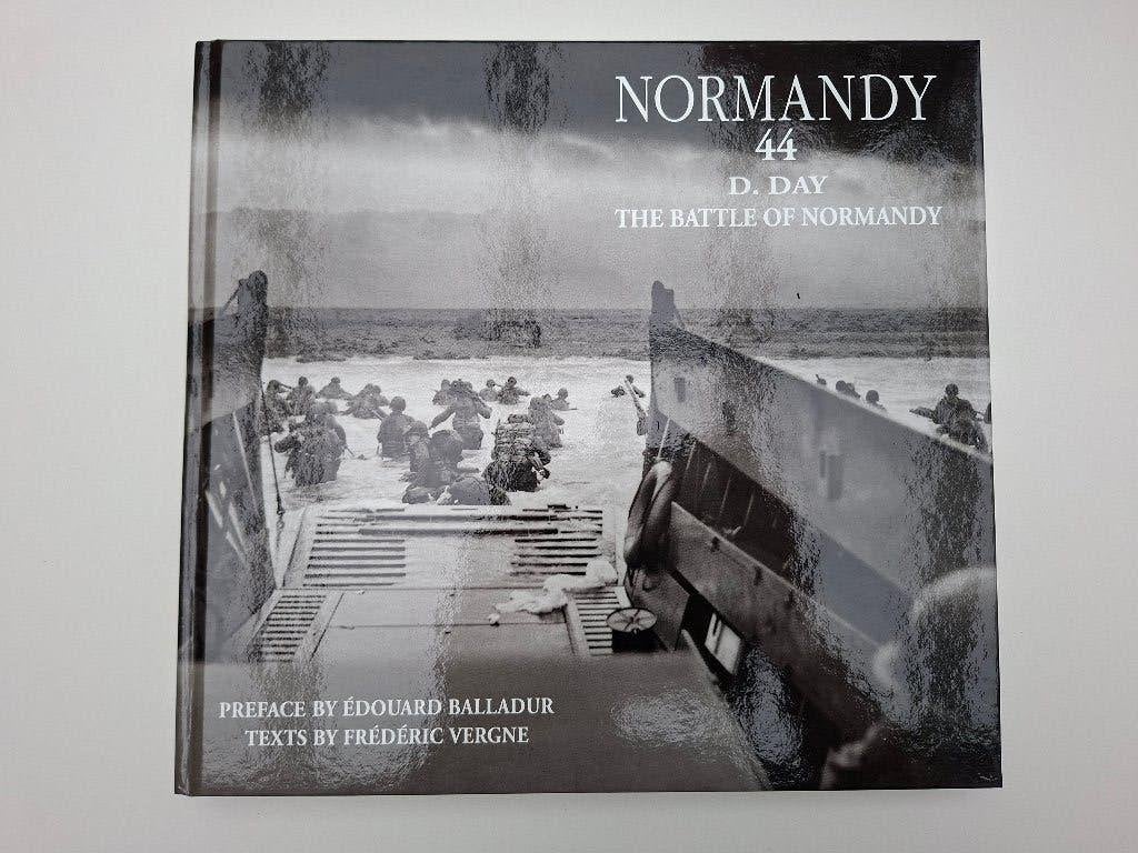 Normandië 44 D-day - De slag om Normandië, Boeken, Oorlog en Militair, Ophalen of Verzenden, Tweede Wereldoorlog, Zo goed als nieuw