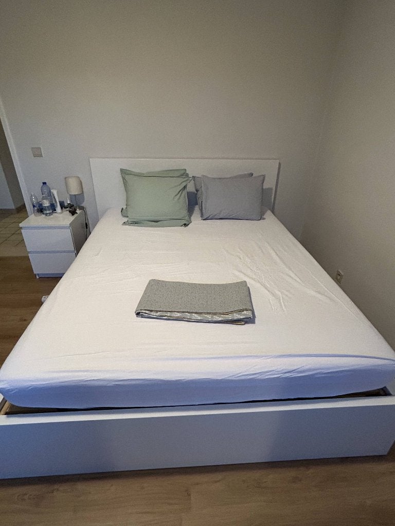 Malm Ikea bed 200x160 met gratis matras, Enlèvement, Utilisé, 200 cm, Deux personnes