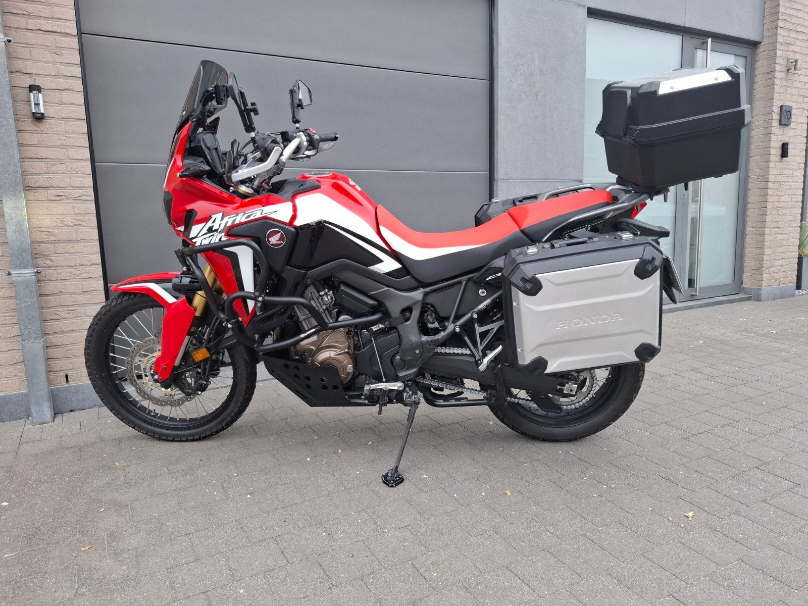 Honda Africa Twin CRF1000A manueel 24500 km met upgrades, Handvatverwarming, Occasion, Motorrijbewijs A, Particulier