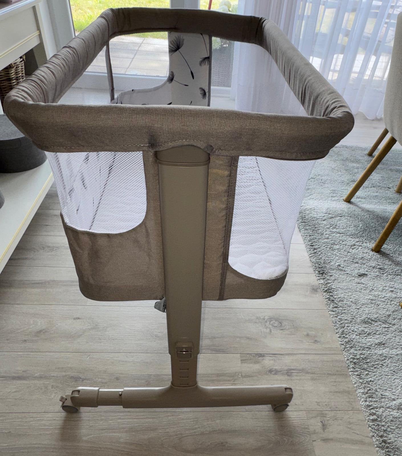 Lionelo Aurora 3-in-1 Co-sleeper | Beige Cappuccino, Enlèvement, Comme neuf, Rectangulaire, Roulettes