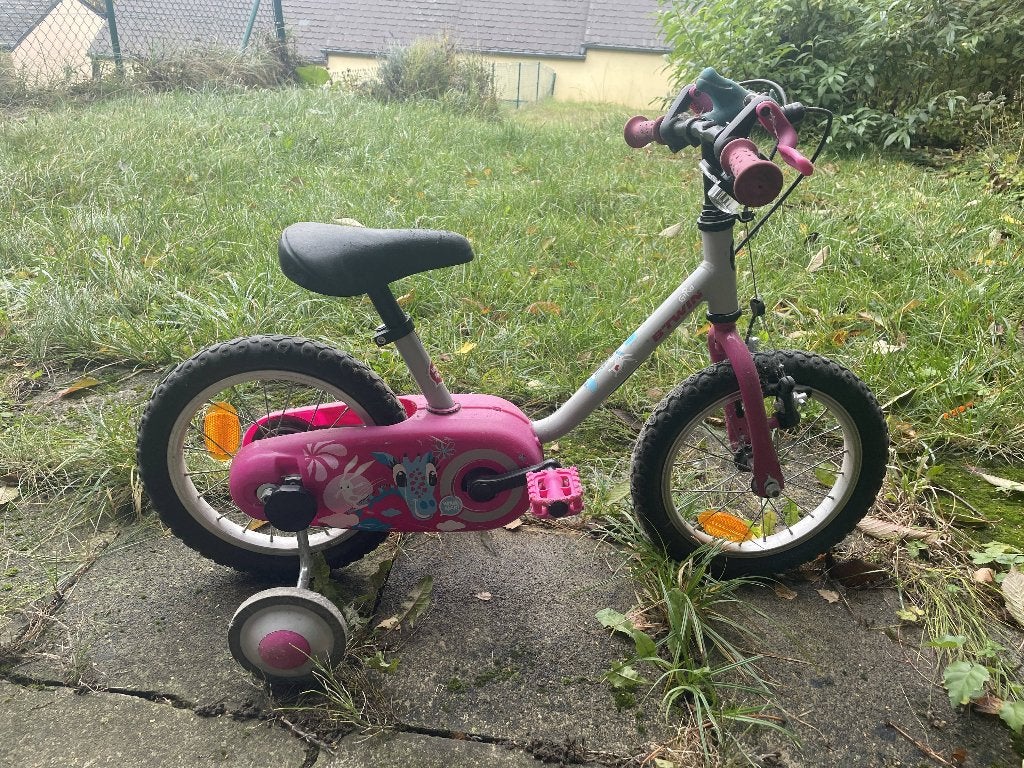 Vélo enfant B'Twin 14 pouces rose – Petites roues – Bon état, Frein à tambour, B'twin decathlon, Enlèvement, Utilisé