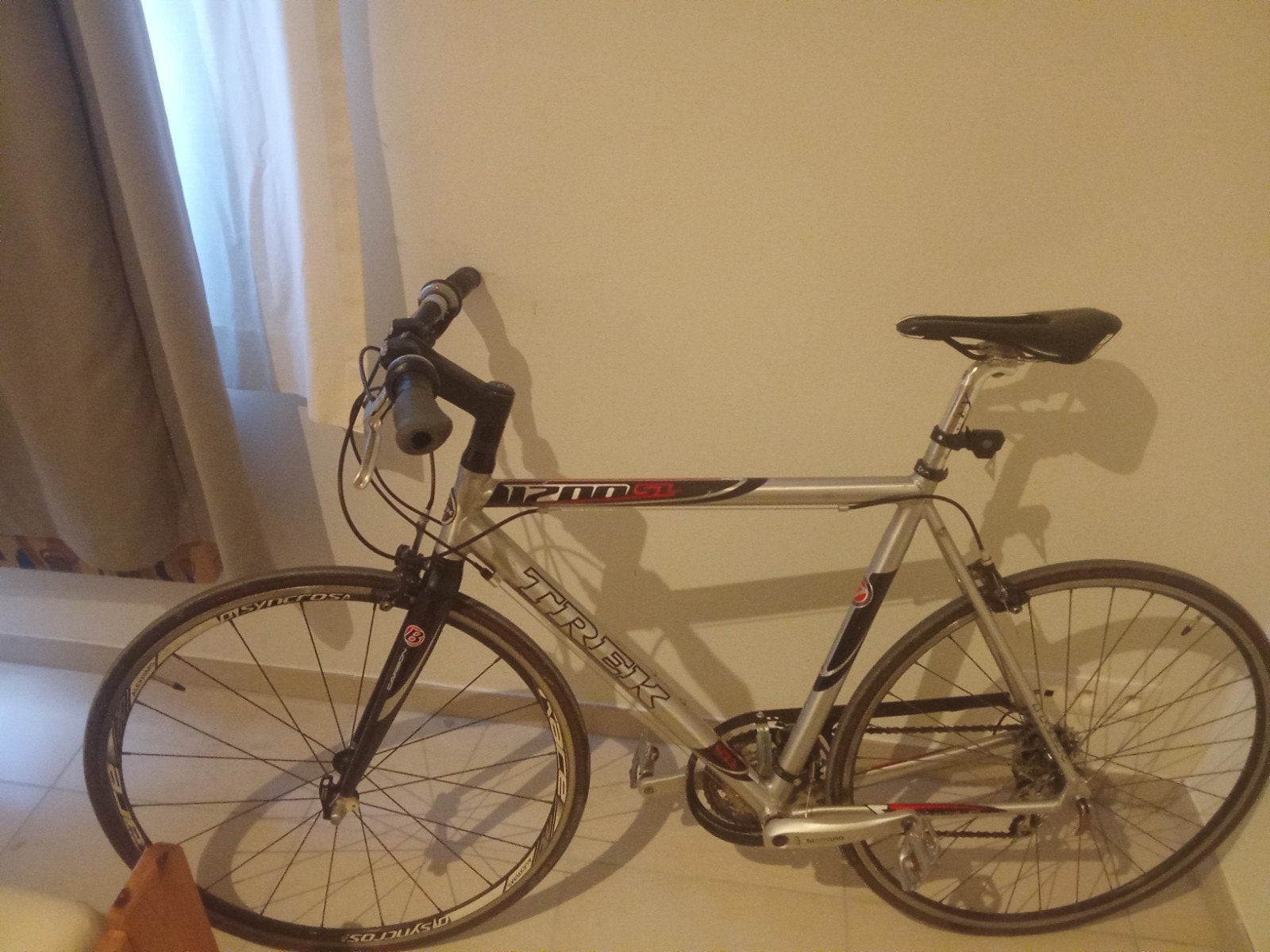 Fiets Trek, Fietsen en Brommers, Ophalen, 28 inch, Gebruikt, Velgrem