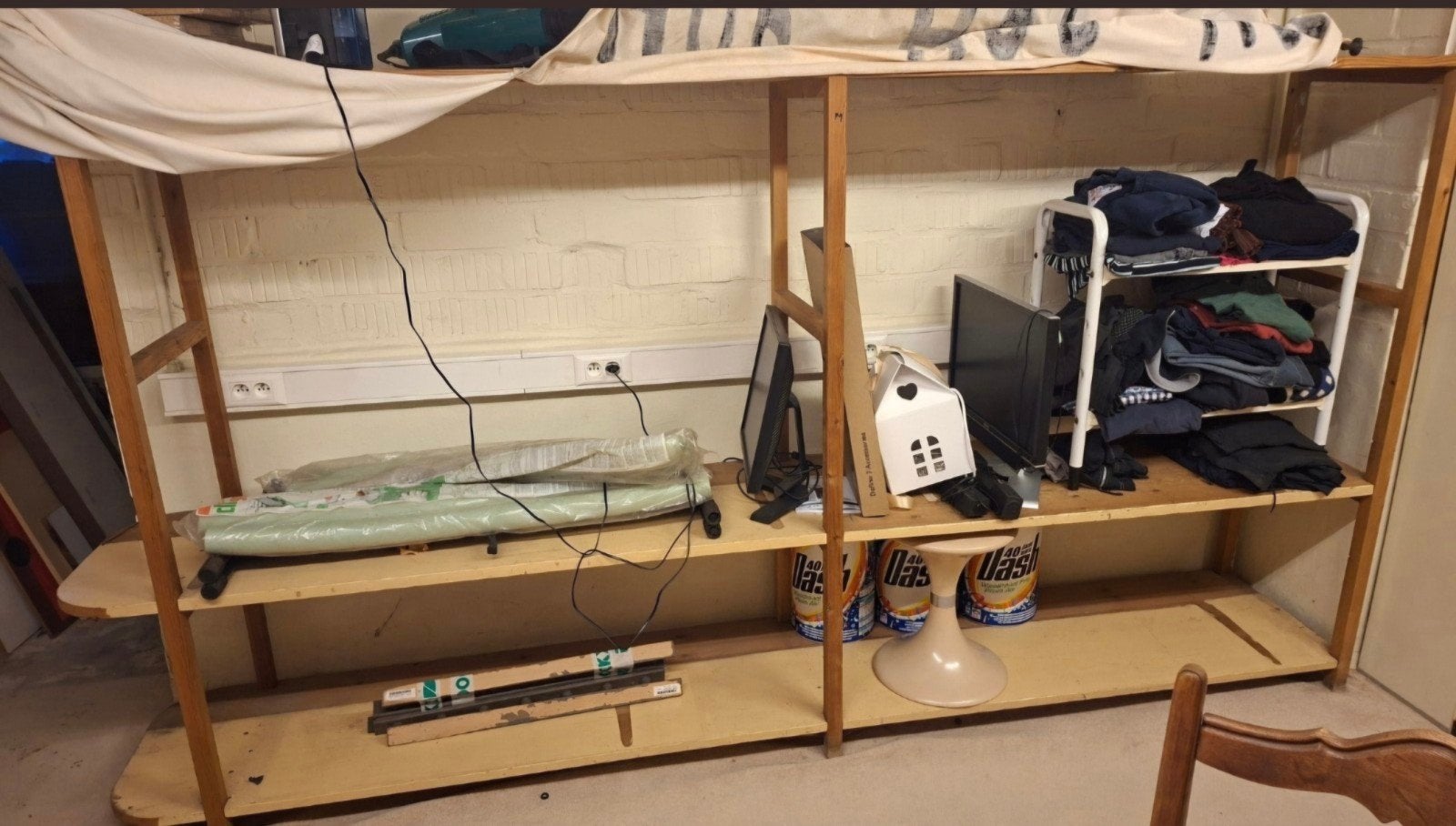 groot houten opbergrek, ideaal voor garage kelder bergplaats, Huis en Inrichting, Ophalen, Gebruikt