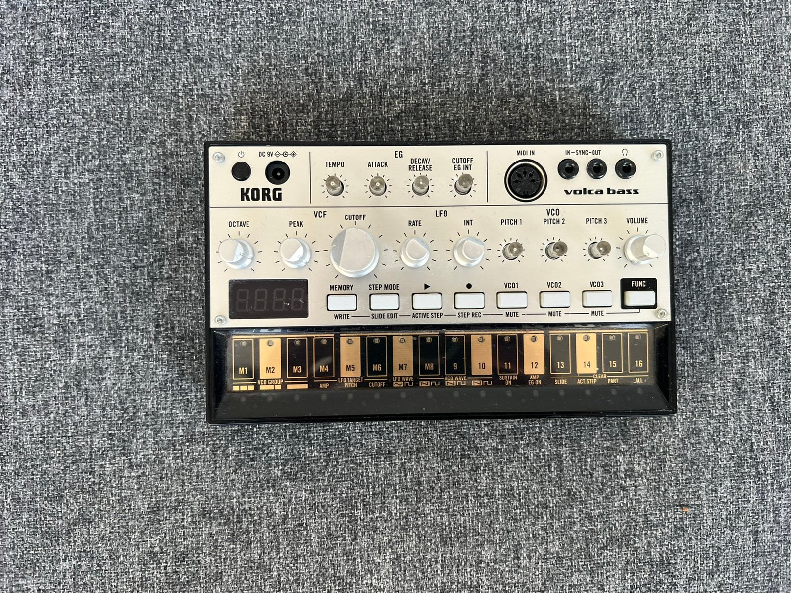 Korg volca bass, Ophalen of Verzenden, Zo goed als nieuw, Korg