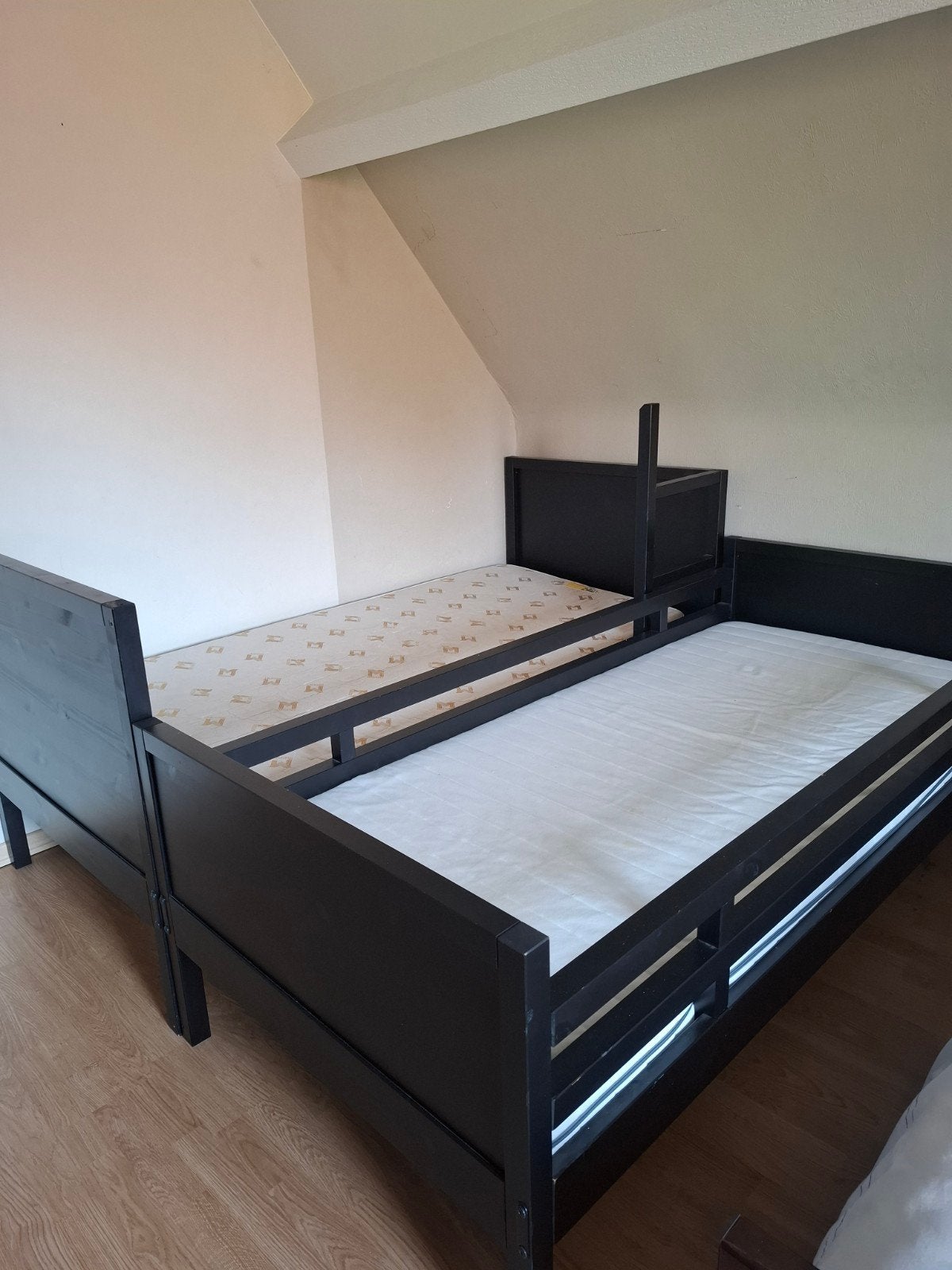 Bed (stapelbed), Ophalen