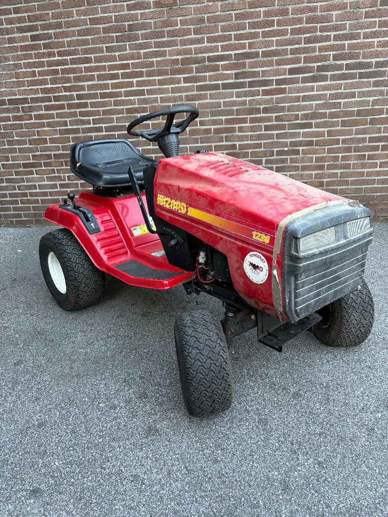 Zitmaaier Wizard 1236 (briggs motor), Tuin en Terras, Zitmaaiers, Ophalen, Gebruikt, Brigss&stratton, Elektrische starter