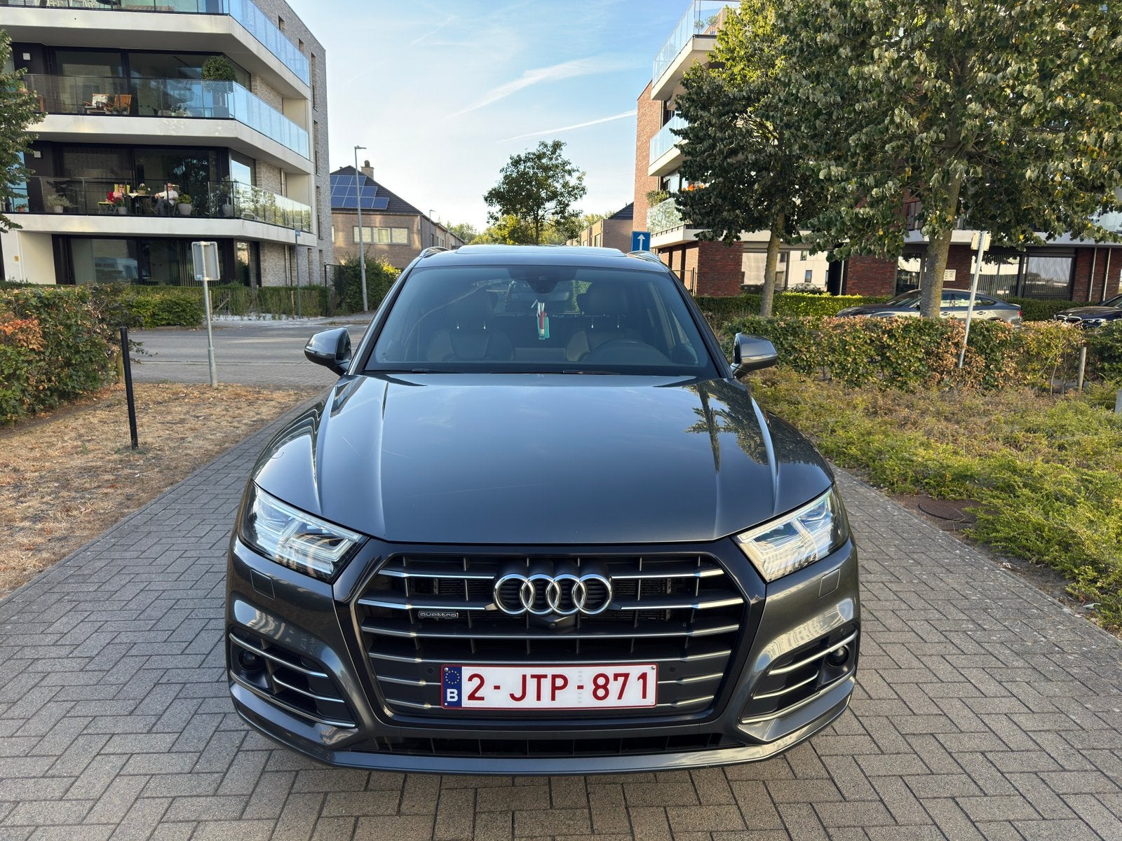 Audi Q5 55 TFSI et QUATTRO 2019 Option complète ! ! !, Autos, Cuir, Argent ou Gris, Achat, Euro 6