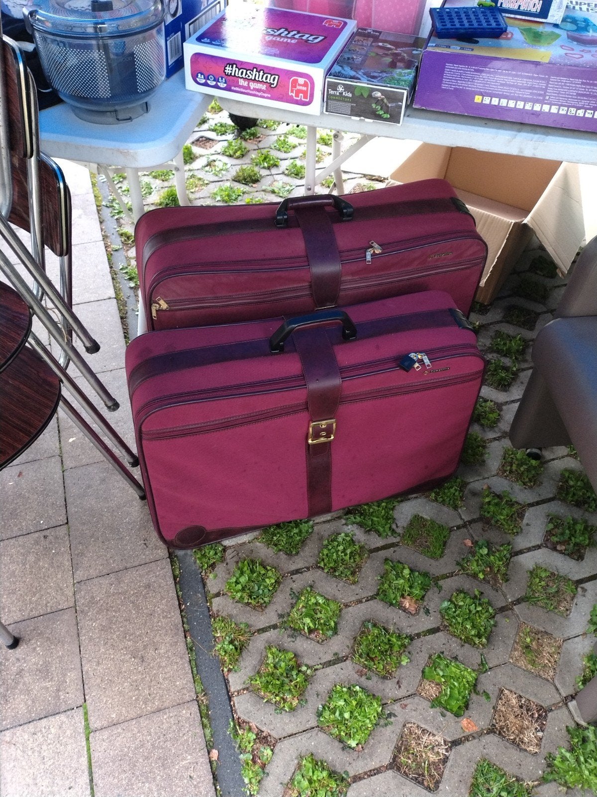 2 ruime reiskoffers, Handtassen en Accessoires, Ophalen, Zo goed als nieuw