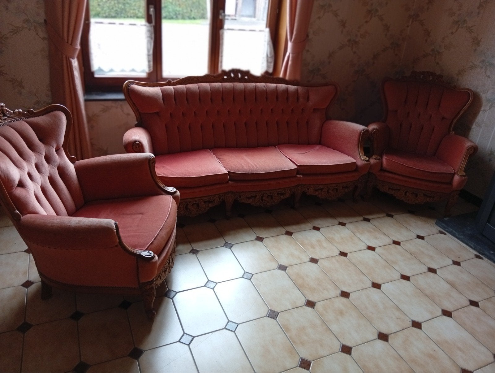Salon de style Louis XV, Enlèvement