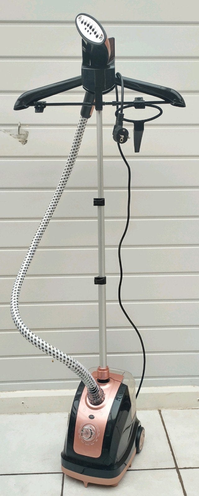 LE MODÈLE DE DÉFROISSEUR DE LUXE NOIR ET OR ROSE, Electroménager, Enlèvement, Comme neuf, Défroisseur