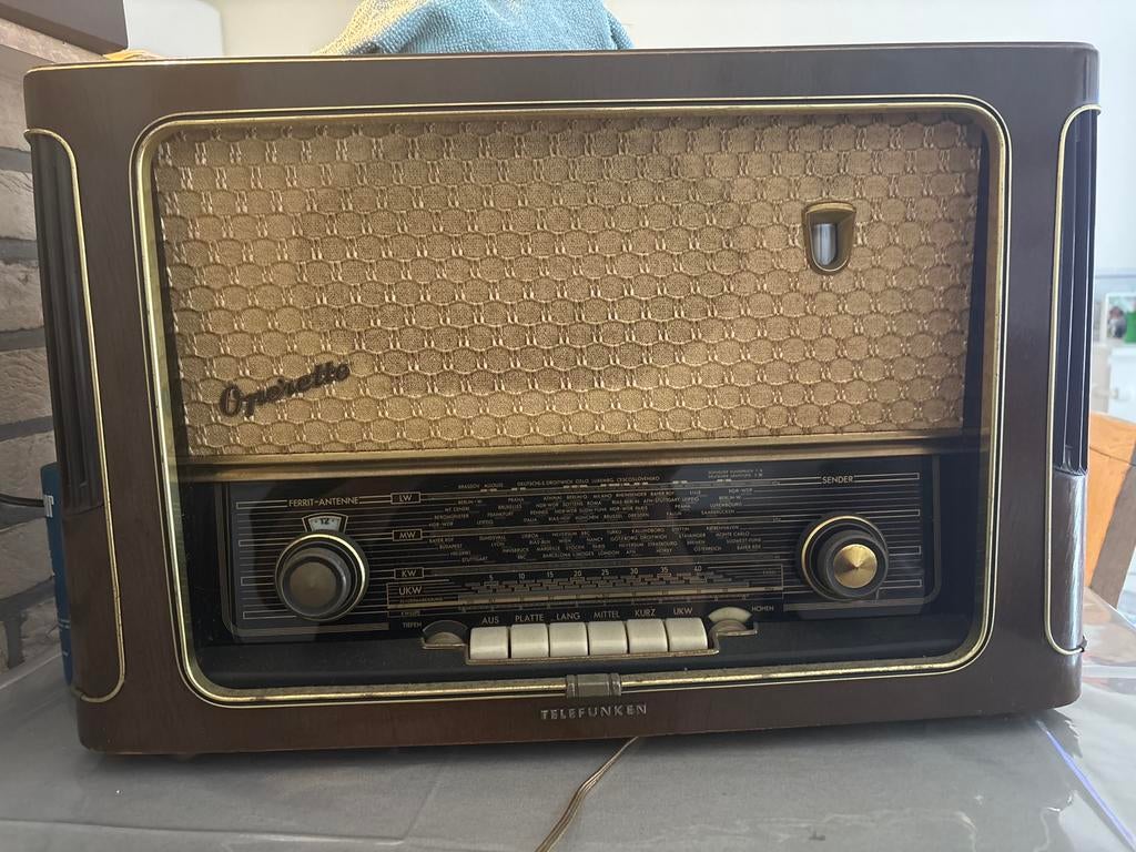Radio Telefunken, Audio, Tv en Foto, Ophalen, Zo goed als nieuw, Radio