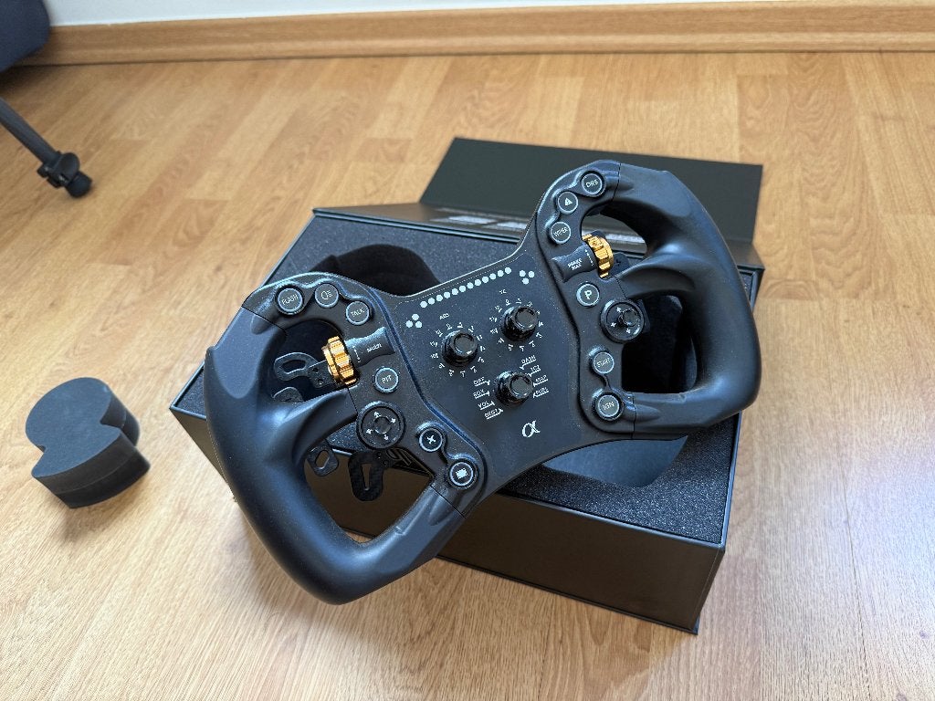 Bavarian SimTec Alpha (Simracing GT Wheel), Ophalen of Verzenden, Zo goed als nieuw