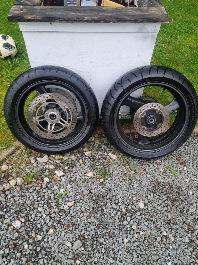 Jantes moto cbr 600 hornet 1998, Enlèvement