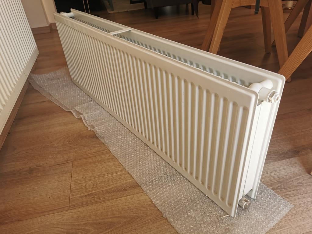 Radiateur 119x40,5x11cm, Bricolage & Construction, Enlèvement, Radiateur