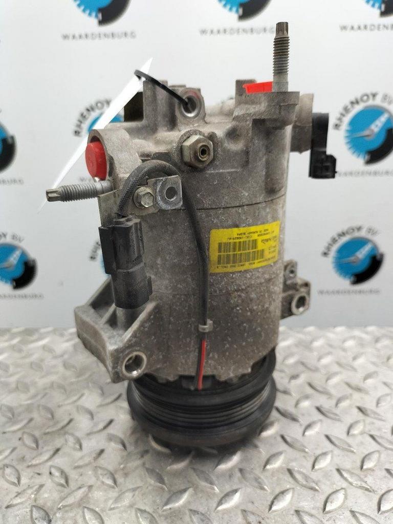 FORD FIESTA Euro 6 125PK AIRCO COMPRESSOR / AIRCOPOMP 2016, Ophalen of Verzenden, Gebruikt, Stiba lid