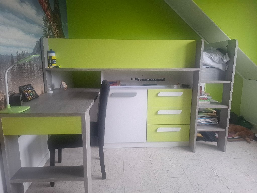 Halfhoogslaper met bureau en kastruimte, Enfants & Bébés, Chambre d'enfant | Lits superposés & Lits mezzanines, Enlèvement, Comme neuf