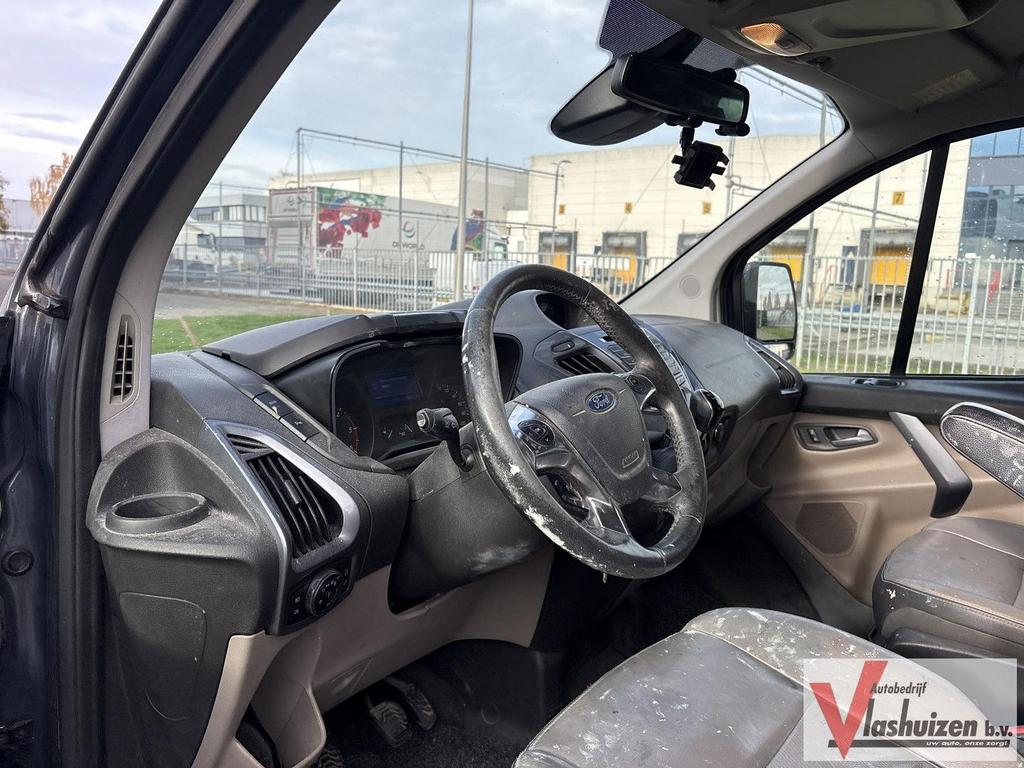 Ford Transit Custom 270 2.2 TDCI L1H1 Limited Dubbel Cabine, Parkeersensor, Bedrijf, 183 g/km, Ford