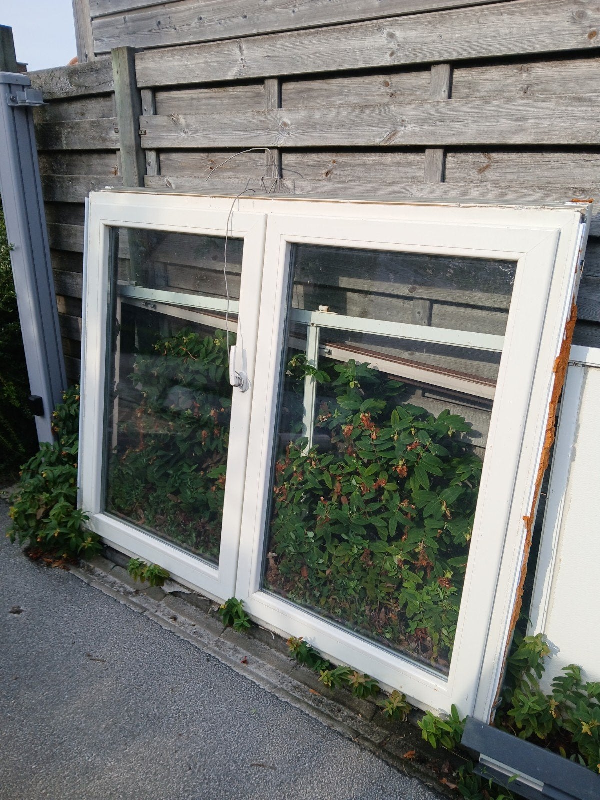 dubbel open draaiend raam 135x175cm, Ophalen, Kunststof, Gebruikt, 150 tot 225 cm