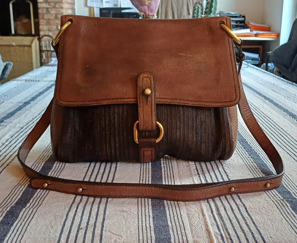 * Delvaux fichu en toile de cuir marron Sac à bandoulière, Bijoux, Sacs & Beauté, Sacs | Sacs Femme, Comme neuf, Sac à main, Brun