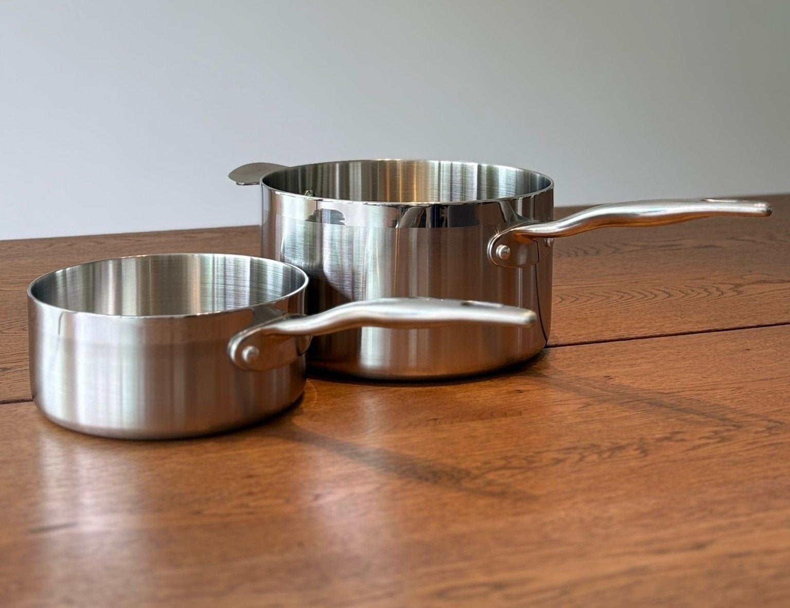 poêlon triply Vanstahl
compatible avec tous type de, Maison & Meubles, Cuisine | Casseroles & Poêles, Compatible induction, Enlèvement