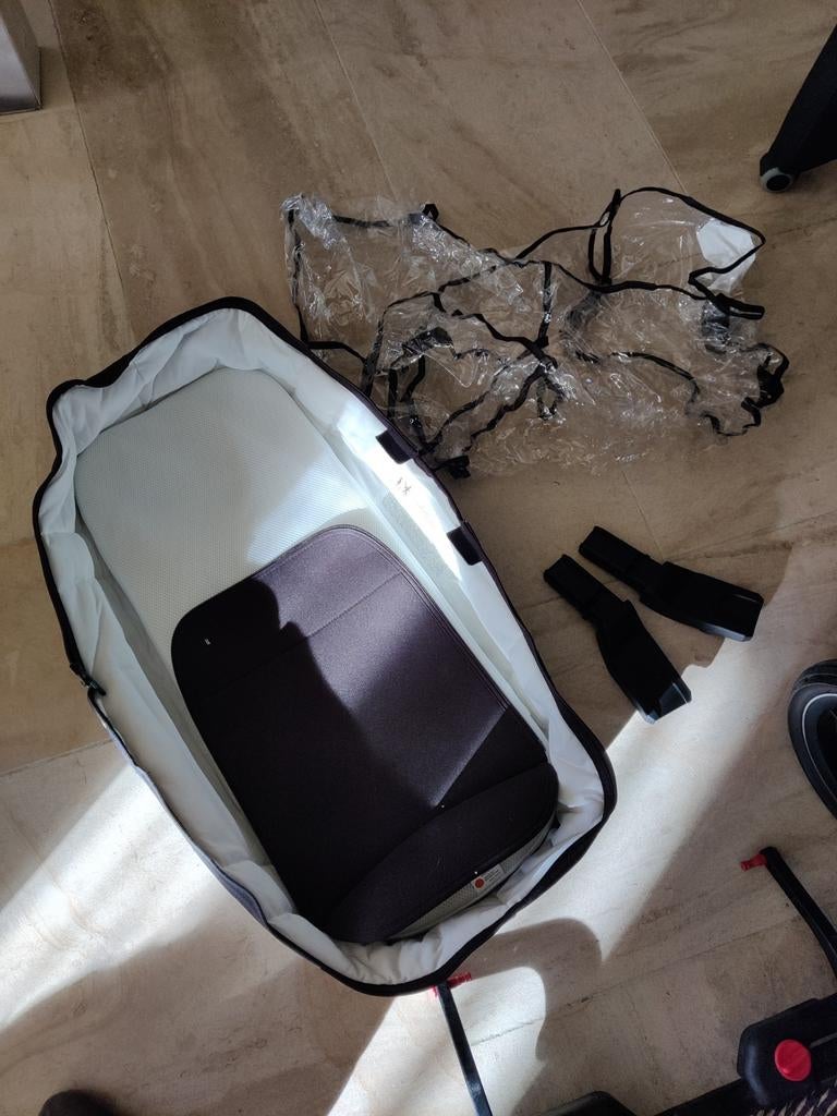 Buggy met toebehoren, Gebruikt, Luchtbanden, Ophalen, Kinderwagen