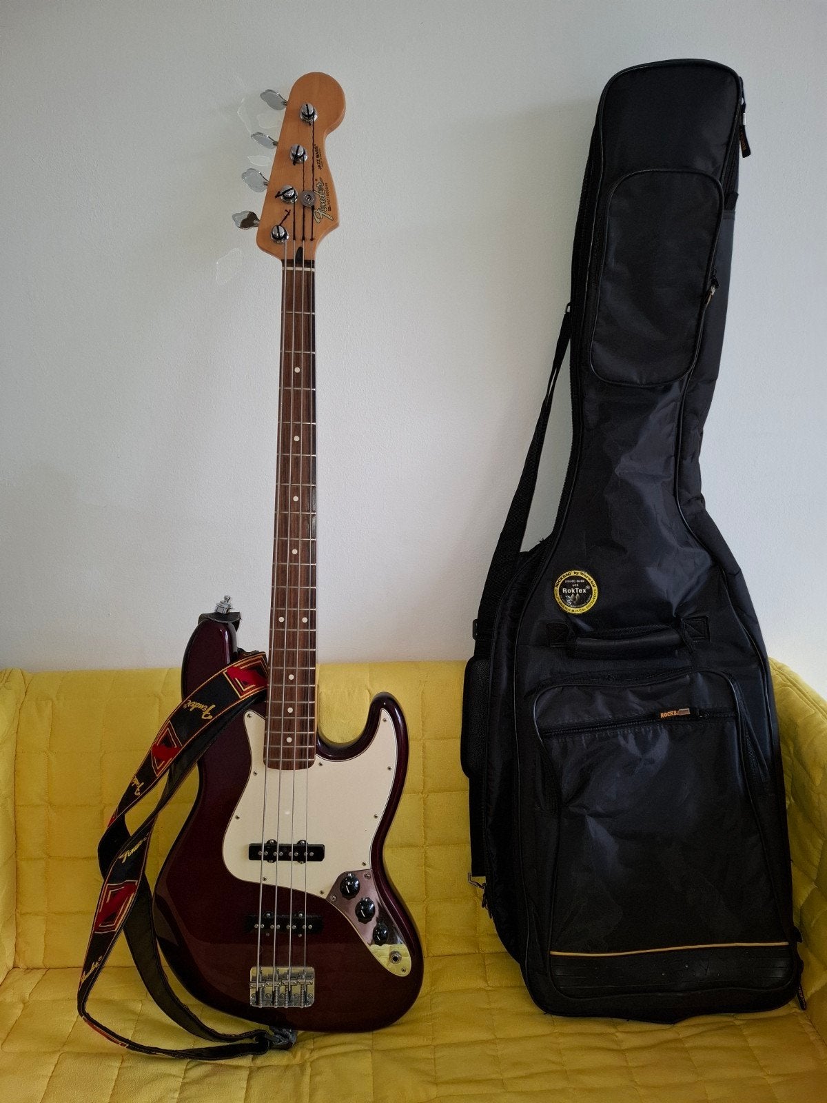 Fender Jazz Bass year 2007 Made in Mexico, Enlèvement