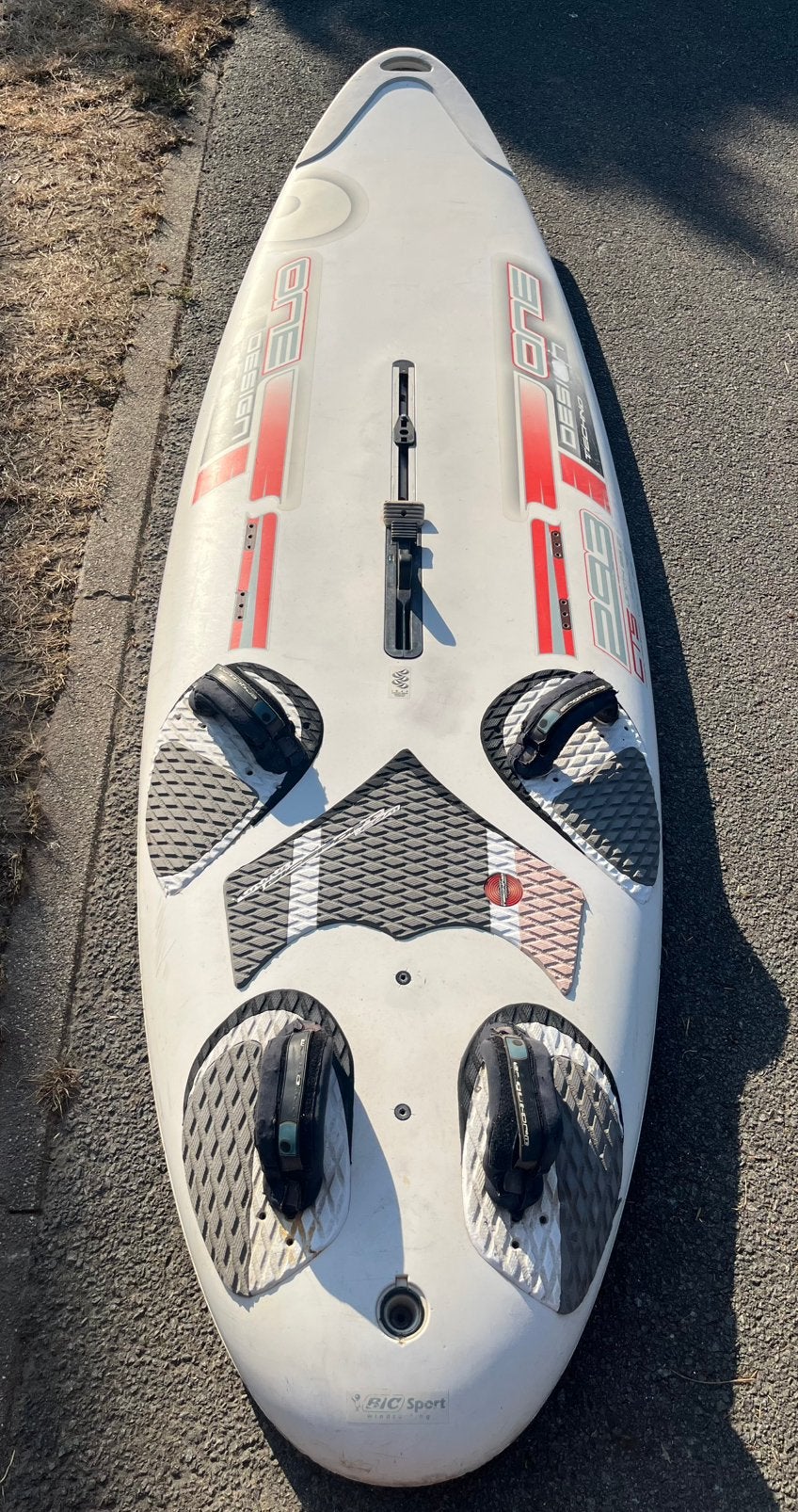 Bic Techno 293 One Design met zwaard, Watersport en Boten, Windsurfen, Gebruikt, Plank, Bic, 250 tot 300 cm, Met zwaard, Ophalen