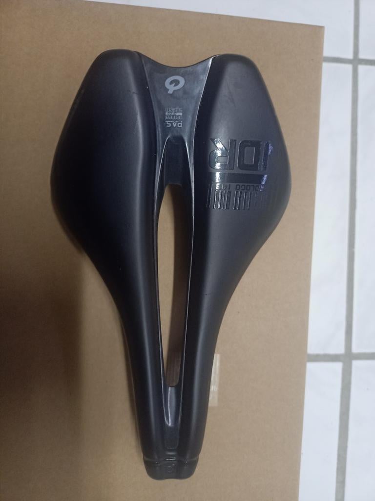 Prologo NDR de iets zadel 143 mm ., Ophalen, Zadel