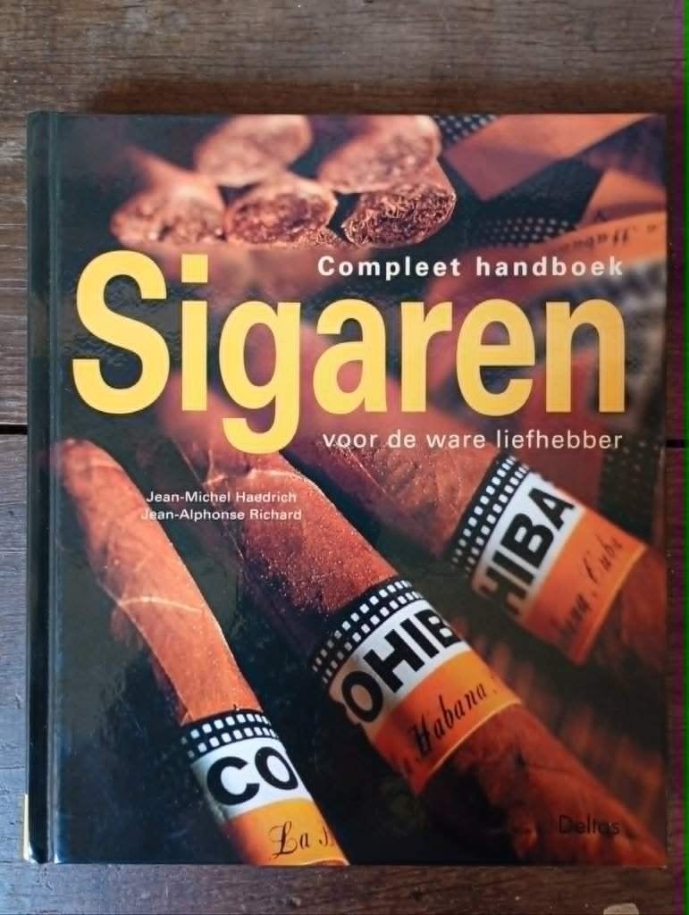 Compleet handboek Sigaren, Ophalen of Verzenden, Zo goed als nieuw