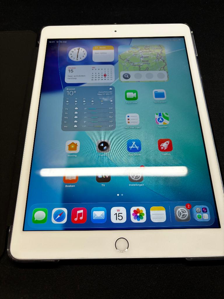 Apple iPad 8th gen, Informatique & Logiciels, Apple iPad Tablettes, Comme neuf, Apple iPad, Wi-Fi, 10 pouces, 128 GB, Blanc, Enlèvement ou Envoi