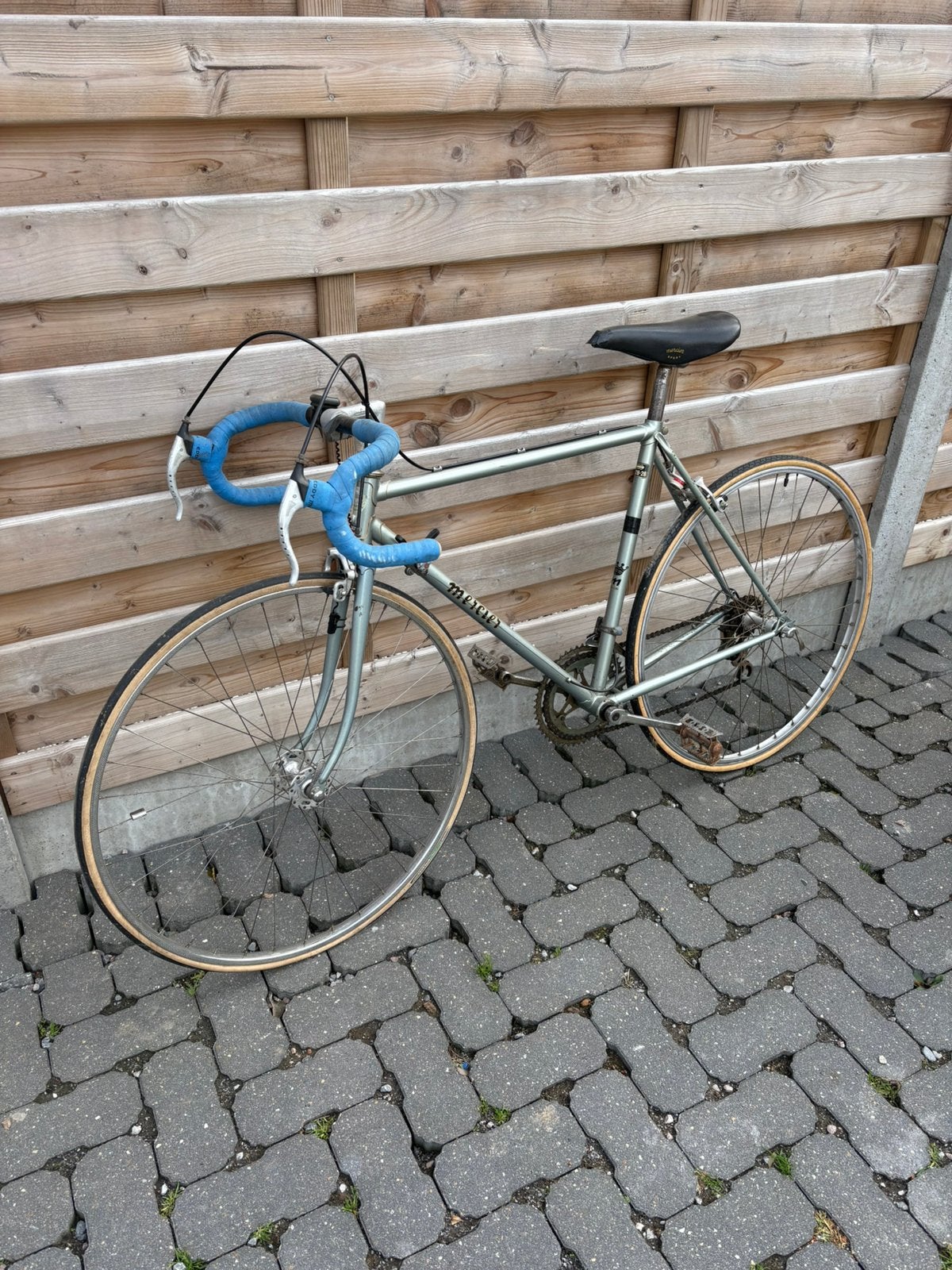 Retro koersfiets Mercier, Ophalen
