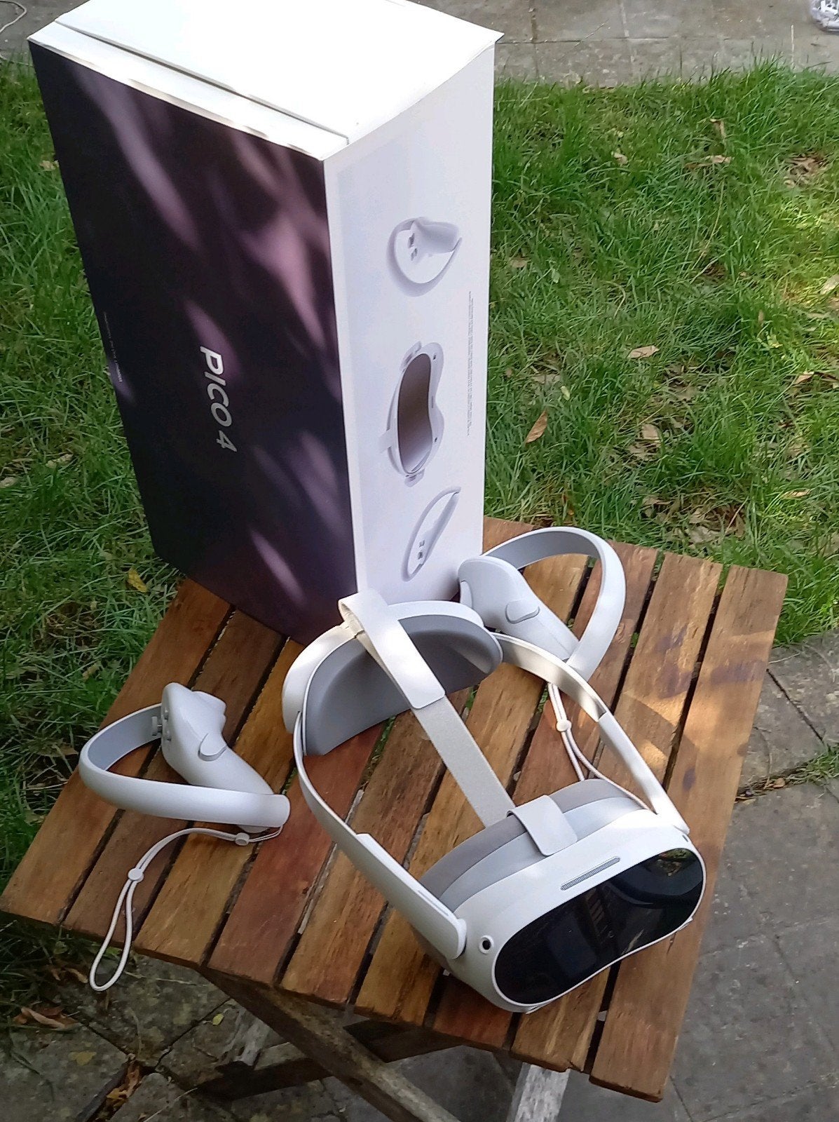 VR headset Pico 4 128go, Consoles de jeu & Jeux vidéo, Enlèvement, Comme neuf, Lunettes VR, PC