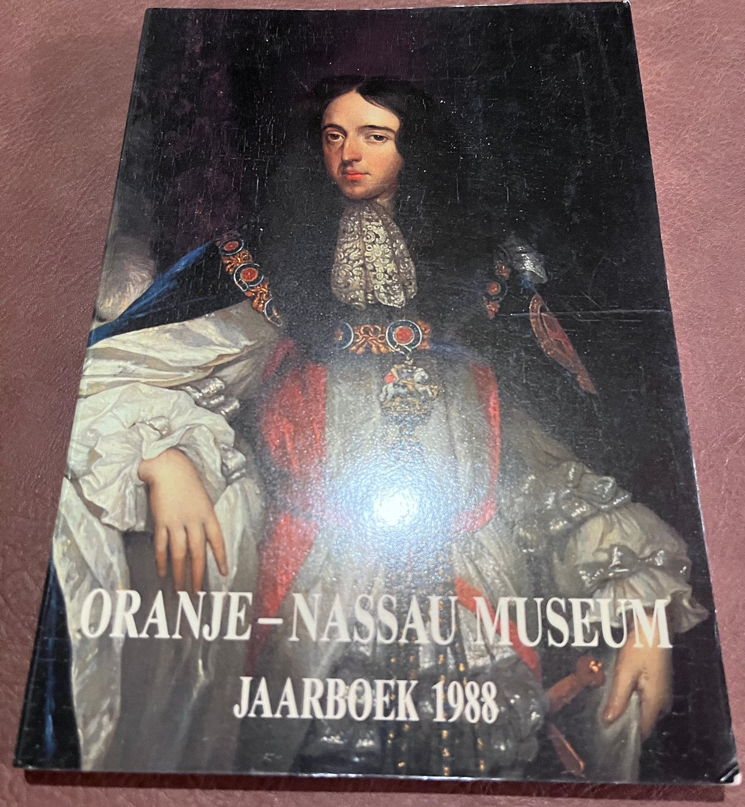 Jaarboek 1988 - Oranje - Nassau Museum, Enlèvement ou Envoi, Utilisé