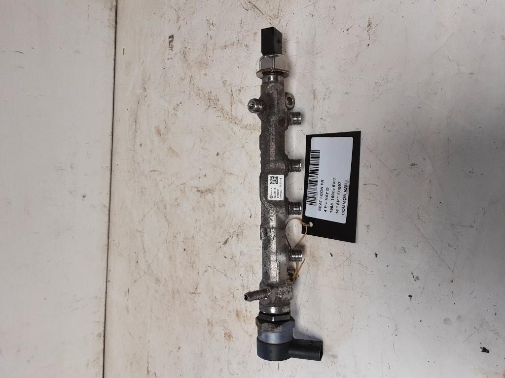 INJECTIEGALERIJ Seat Leon (5FB) (01-2012/06-2020) (04L089B), Gebruikt, Seat
