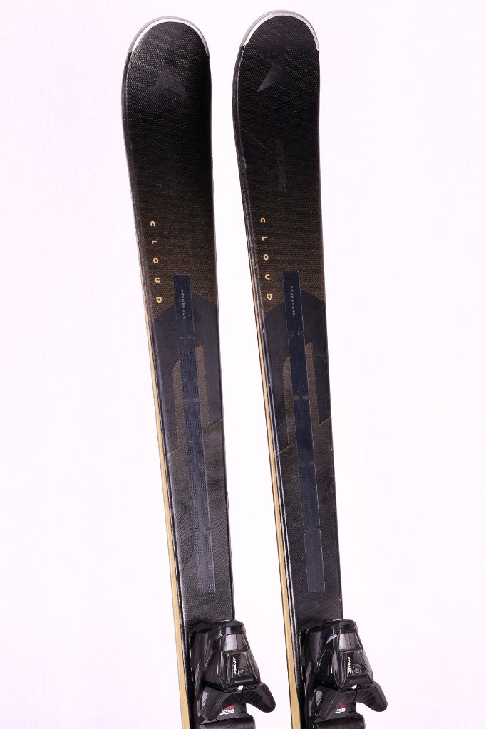 143;150;157;164cm dames ski's ATOMIC CLOUD C9 REVOSHOCK 2024, 140 tot 160 cm, Gebruikt, Verzenden, Carve