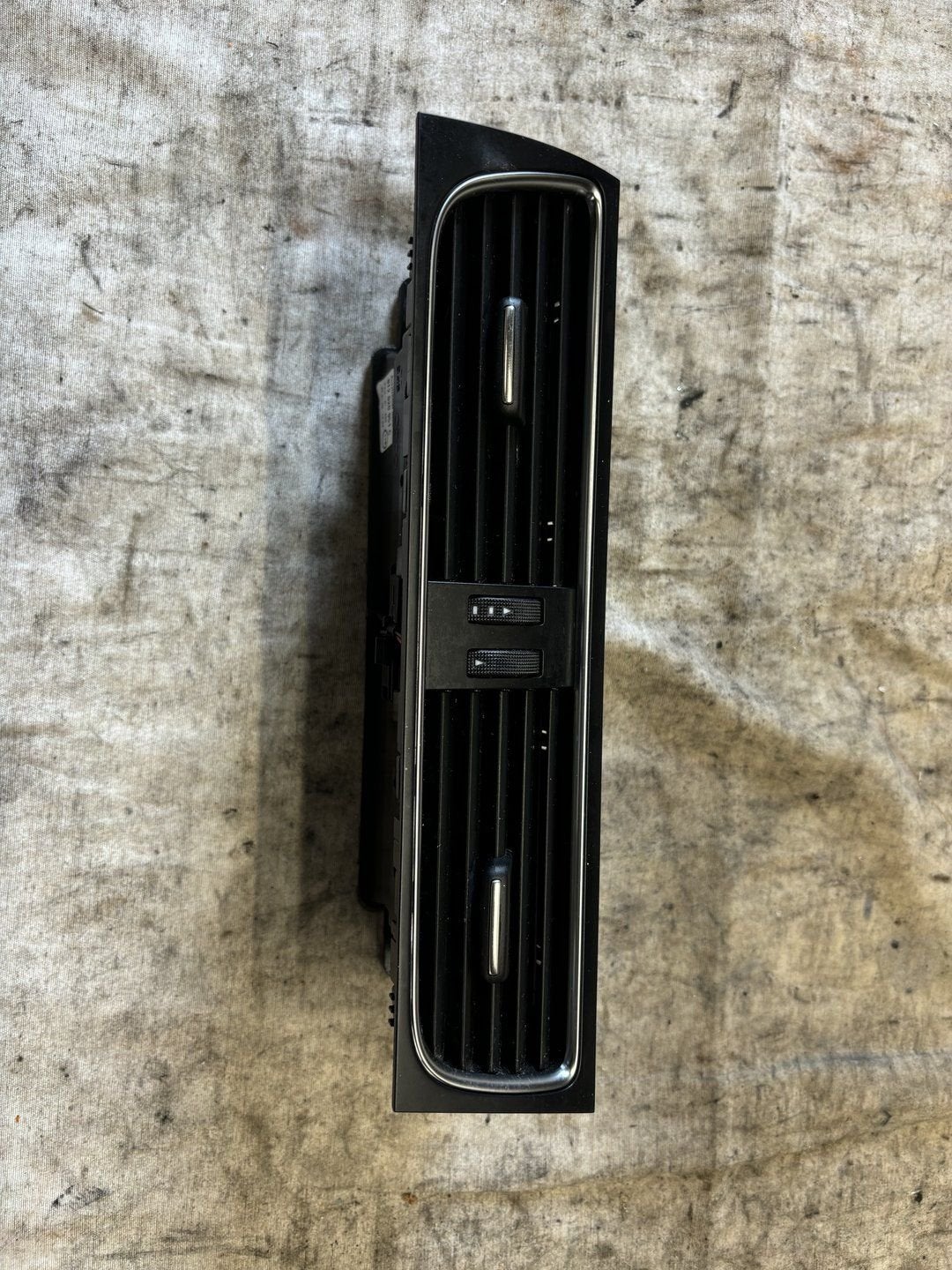 Audi A4 (B8) Luchtroosters Dashboard 8T2820951C, Gebruikt, -, -, -