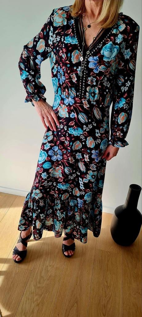 Elegante Sandro zijden jurk – maat S – zo goed als nieuw, Kleding | Dames, Jurken, Sandro, Ophalen of Verzenden, Zo goed als nieuw