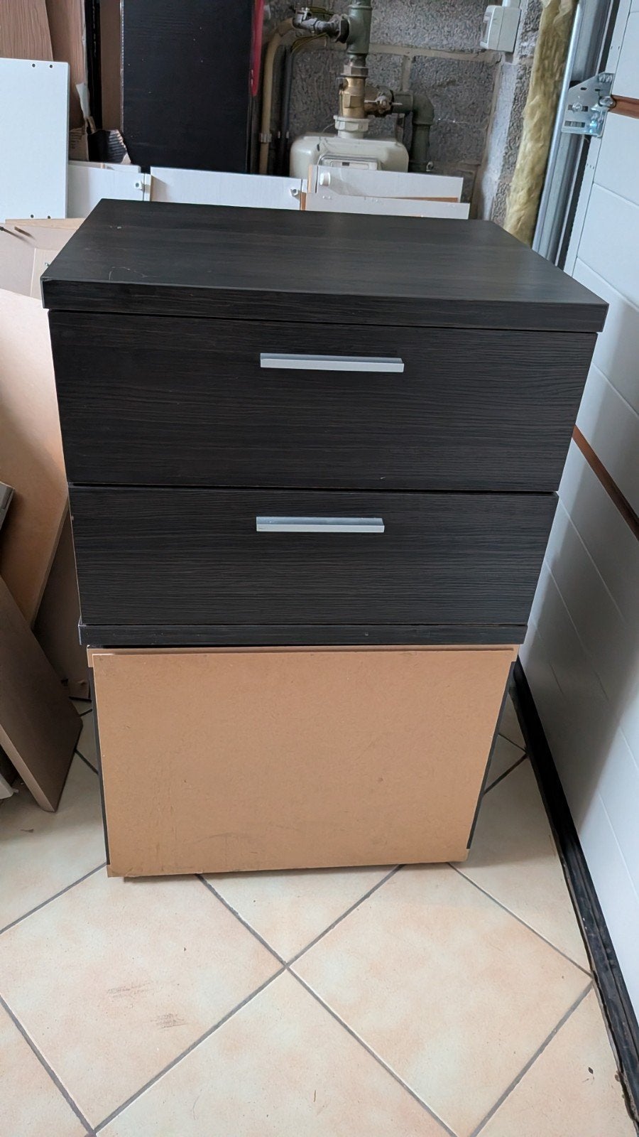 2 tables de nuit à donner, Maison & Meubles, 25 à 50 cm, Moins de 100 cm, Enlèvement, 50 à 100 cm