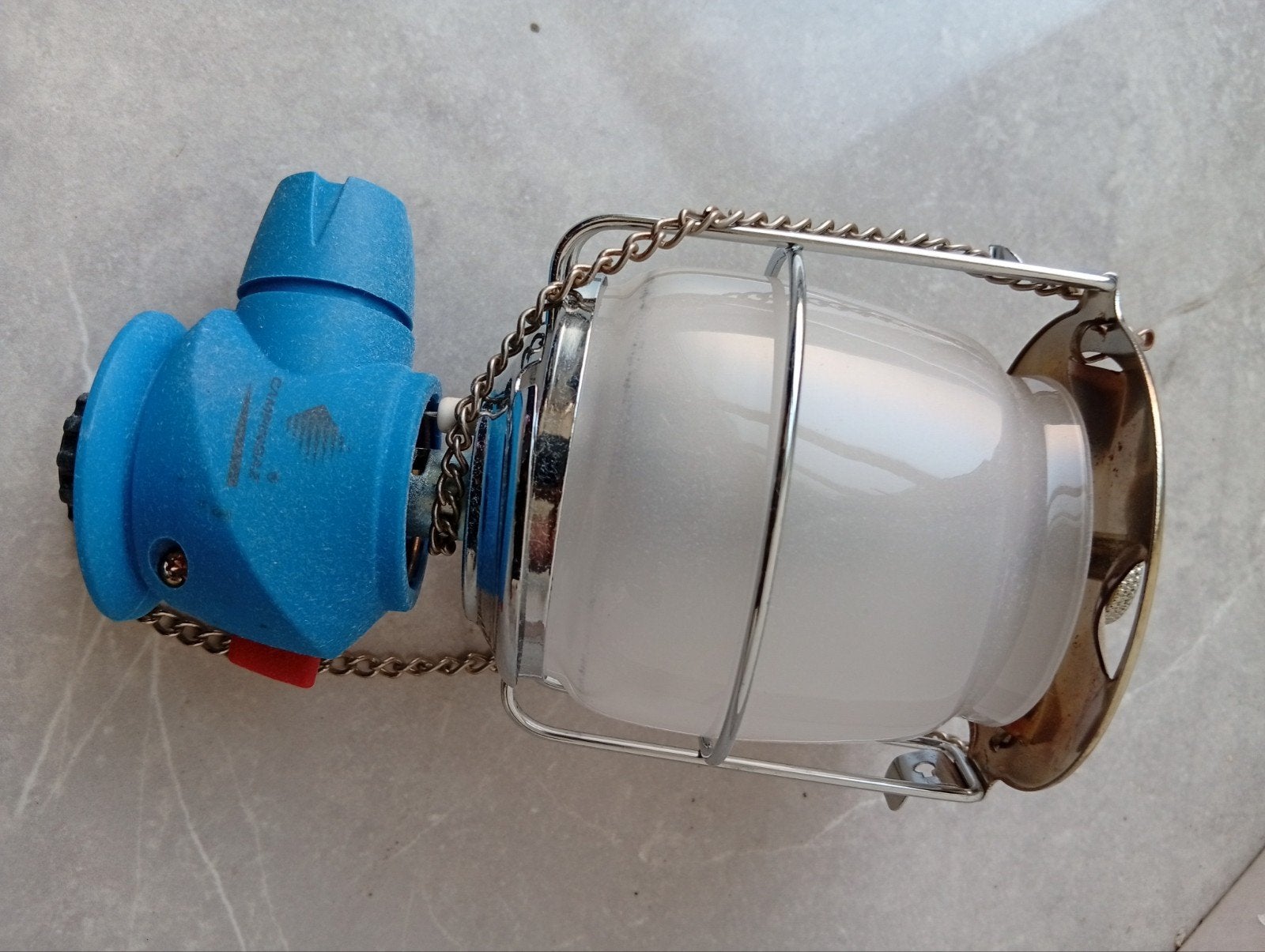 Lampe / Lanterne à gaz Campingaz (avec housse), Caravanes & Camping, Enlèvement ou Envoi