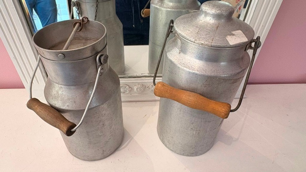 Lot de deux anciens bidons à lait en aluminium, Antiquités & Art, Enlèvement ou Envoi